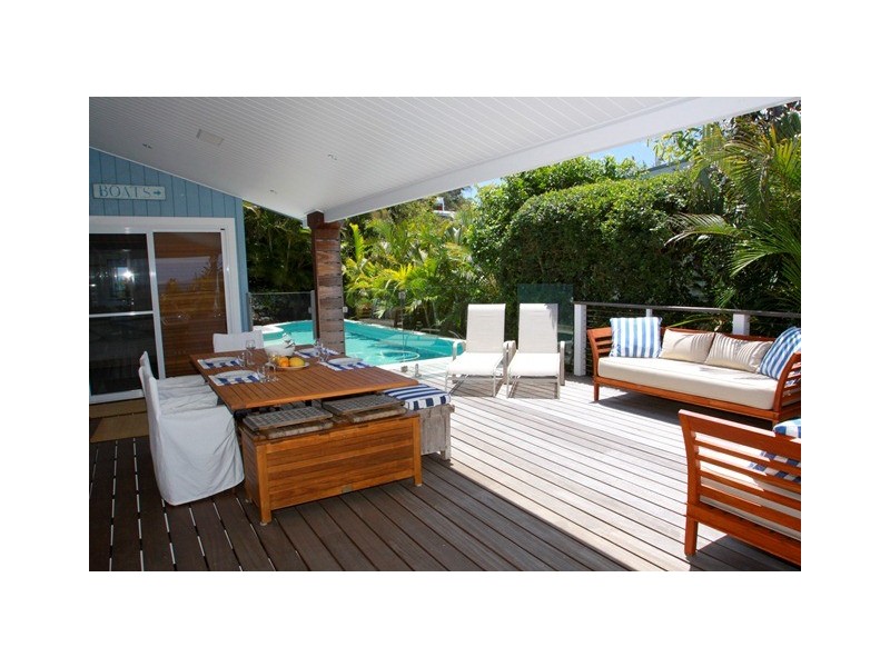 8 Dolphin Bay Drive, Sunshine Beach QLD 4567