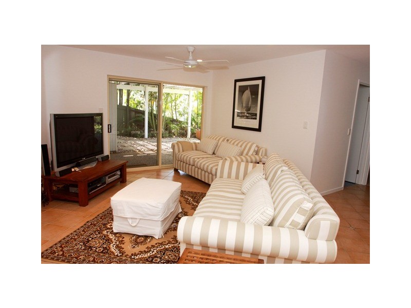 8 Dolphin Bay Drive, Sunshine Beach QLD 4567