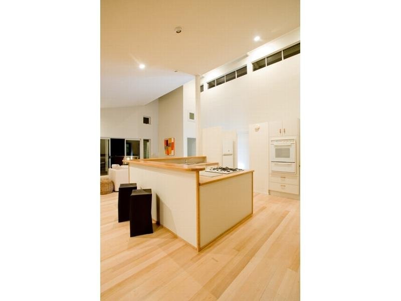 37 Wyuna Drive, Noosaville QLD 4566