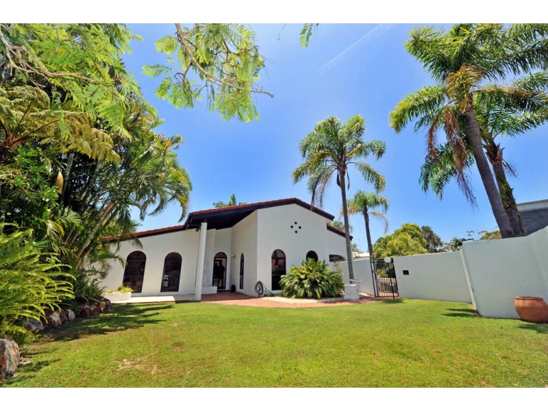 9 Wesley Court, Noosa Heads QLD 4567