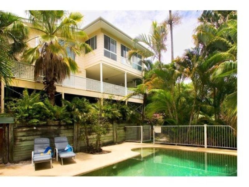 18 Warana Street, Noosa Heads QLD 4567