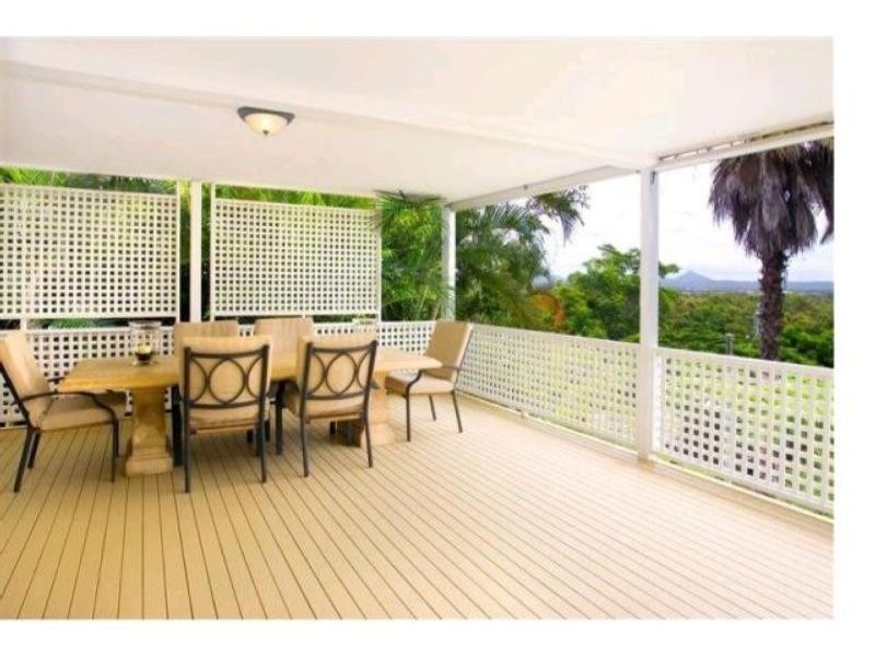 18 Warana Street, Noosa Heads QLD 4567