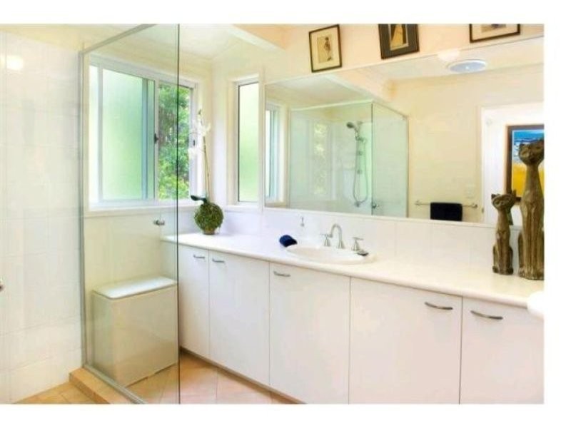 18 Warana Street, Noosa Heads QLD 4567