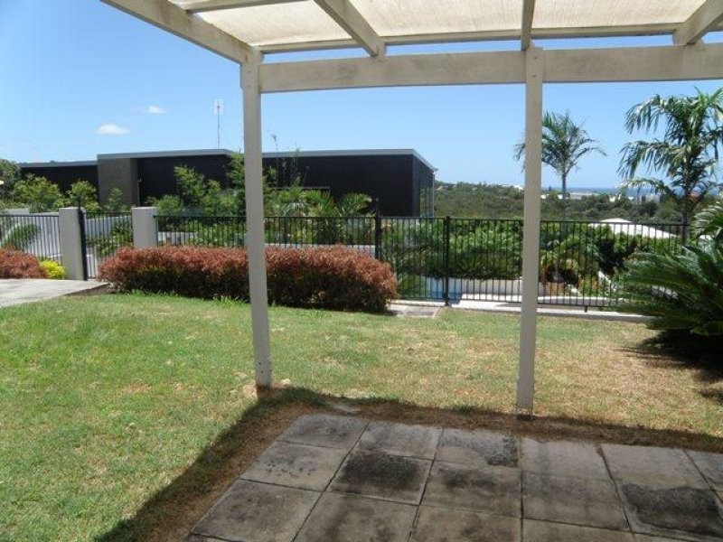 18 Southern Cross Parade, Sunrise Beach QLD 4567