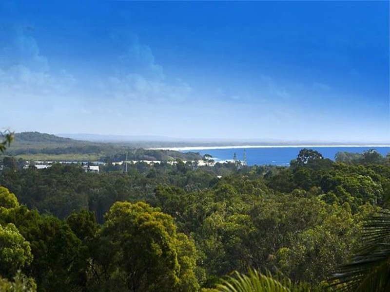 37 Arkana Drive, Noosa Heads QLD 4567