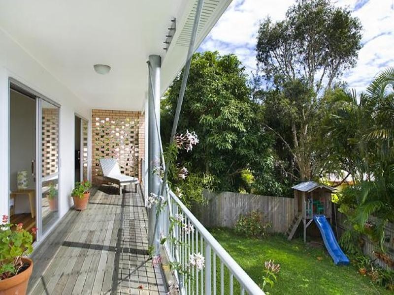 37 Arkana Drive, Noosa Heads QLD 4567