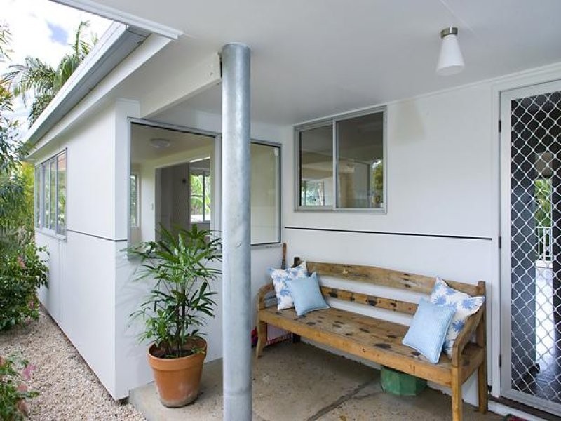 37 Arkana Drive, Noosa Heads QLD 4567