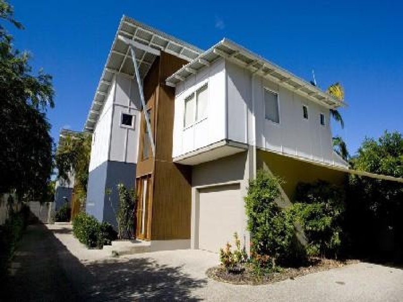 1/3 Ann Street, Noosaville QLD 4566