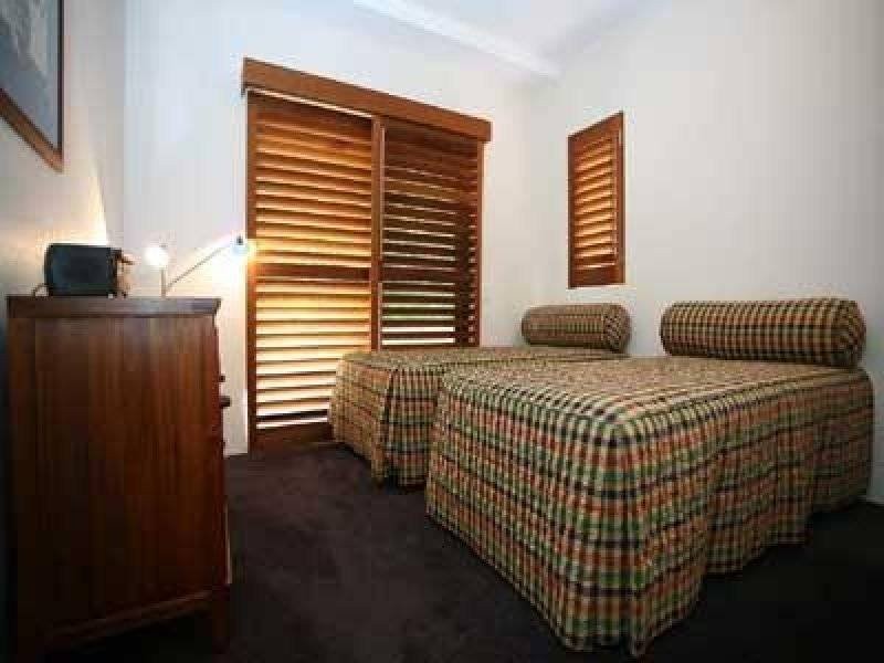 1/20 Hilltop Villas, Henderson Street, Sunshine Beach QLD 4567