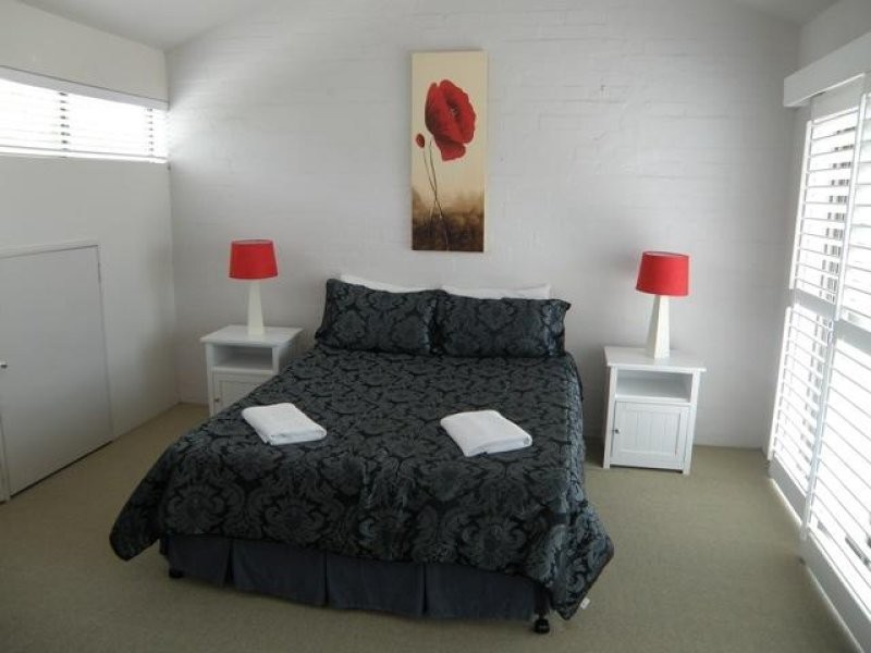 Unit 11 / 24 Viewland Drive, Noosa Heads QLD 4567