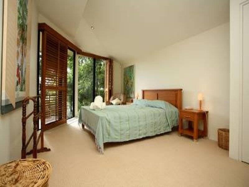 Unit 2 / 40 Alderley Terrace, Little Cove QLD 4567