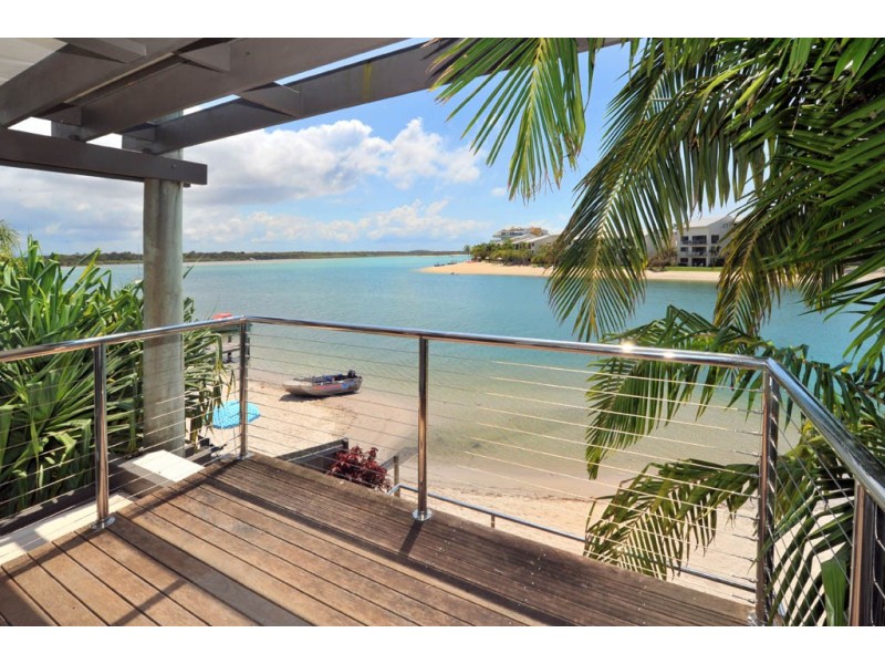Unit 1 / 9 Driftwood, Barbados Crt, Noosaville QLD 4566