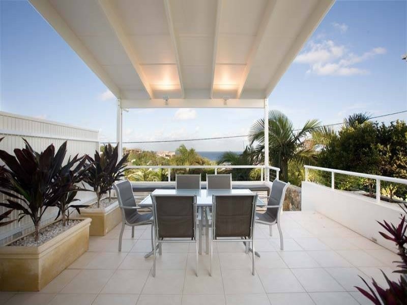 2/41 Sobroan St, Sunrise Beach QLD 4567