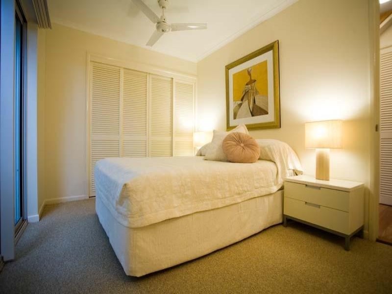 1/49 Tingira Cres, Sunrise Beach QLD 4567