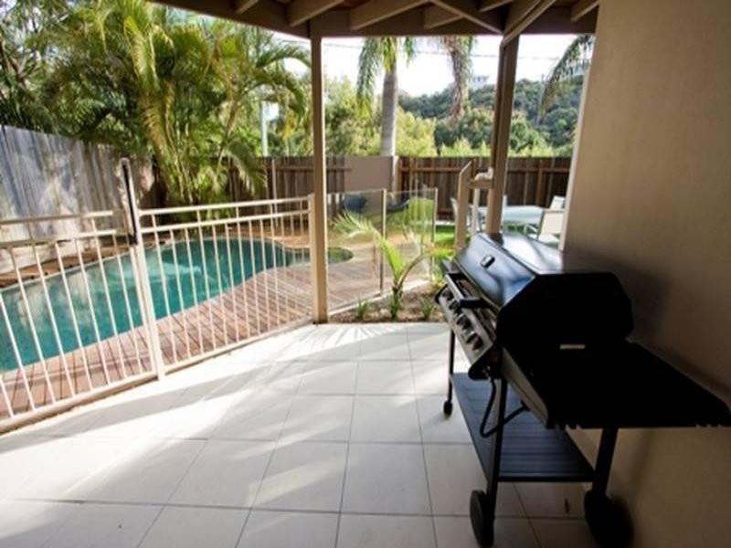 9 Swan Avenue, Sunshine Beach QLD 4567
