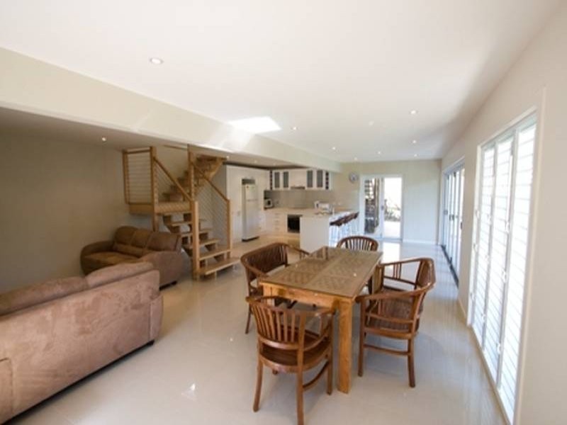 9 Swan Avenue, Sunshine Beach QLD 4567