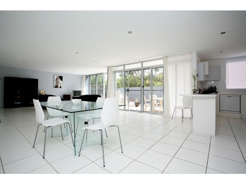 7 Rainbow Crescent, Sunrise Beach QLD 4567