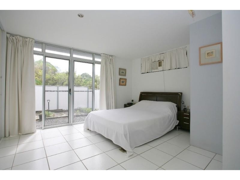 7 Rainbow Crescent, Sunrise Beach QLD 4567