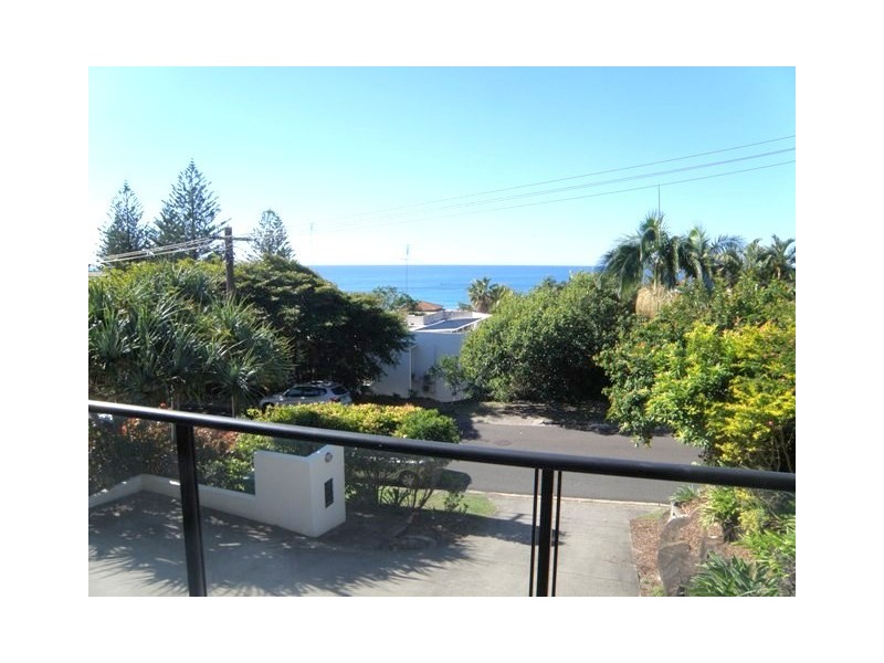 1/10 Crank Street, Sunshine Beach QLD 4567