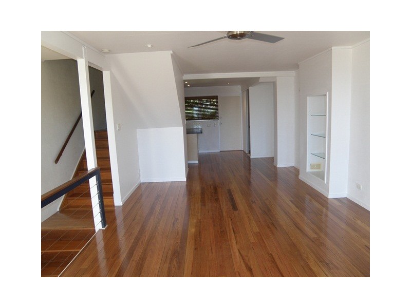 6/45 Tingira Crescent, Sunrise Beach QLD 4567