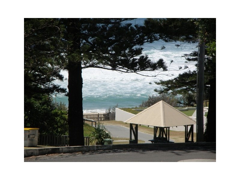 6/2 Crank Street, Sunshine Beach QLD 4567