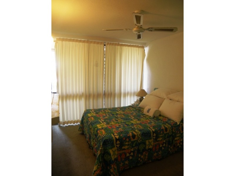 6/2 Crank Street, Sunshine Beach QLD 4567