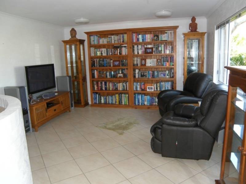 6 Kiata Court, Noosa Heads QLD 4567