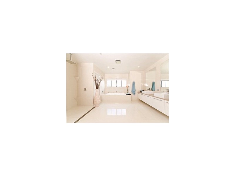 8 Jacksonia Place, Noosaville QLD 4566