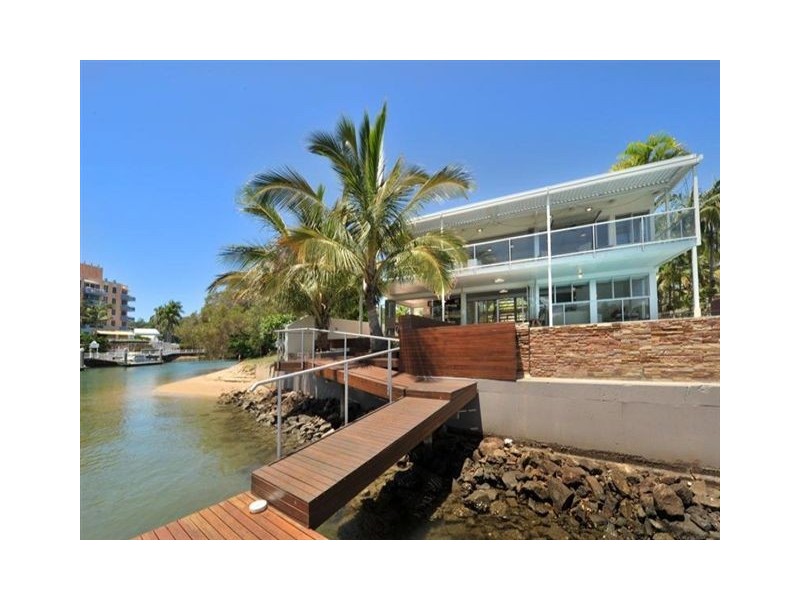 4 Noosa Parade, Noosa Heads QLD 4567