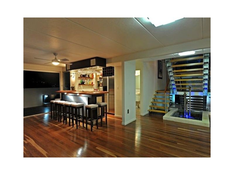4 Noosa Parade, Noosa Heads QLD 4567