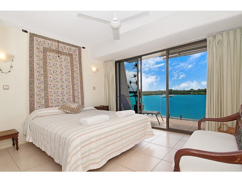 Unit 4 Aqua Linea, 82 Noosa Parade, Noosa Heads QLD 4567