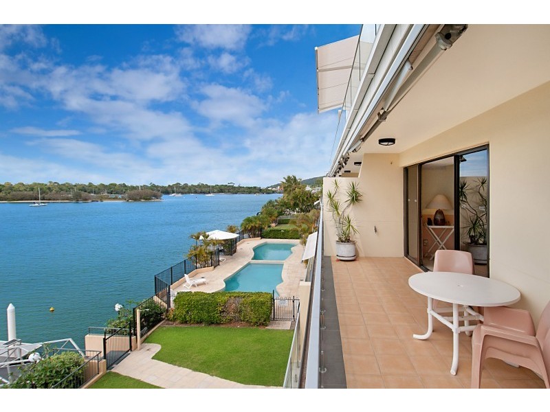 Unit 4 Aqua Linea, 82 Noosa Parade, Noosa Heads QLD 4567
