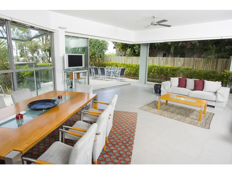 1/277 Gympie Terrace, Noosaville QLD 4566