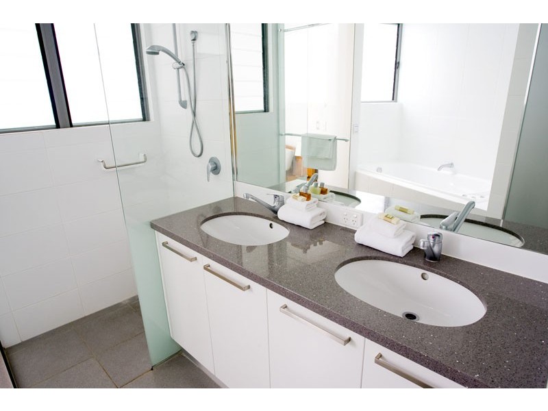 1/277 Gympie Terrace, Noosaville QLD 4566