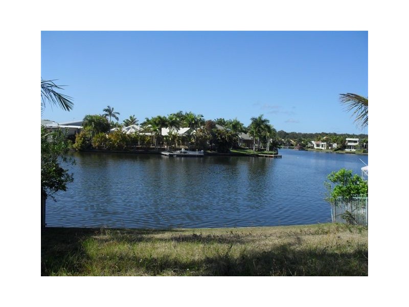 6 Mermaid Quay, Noosa Waters QLD 4566