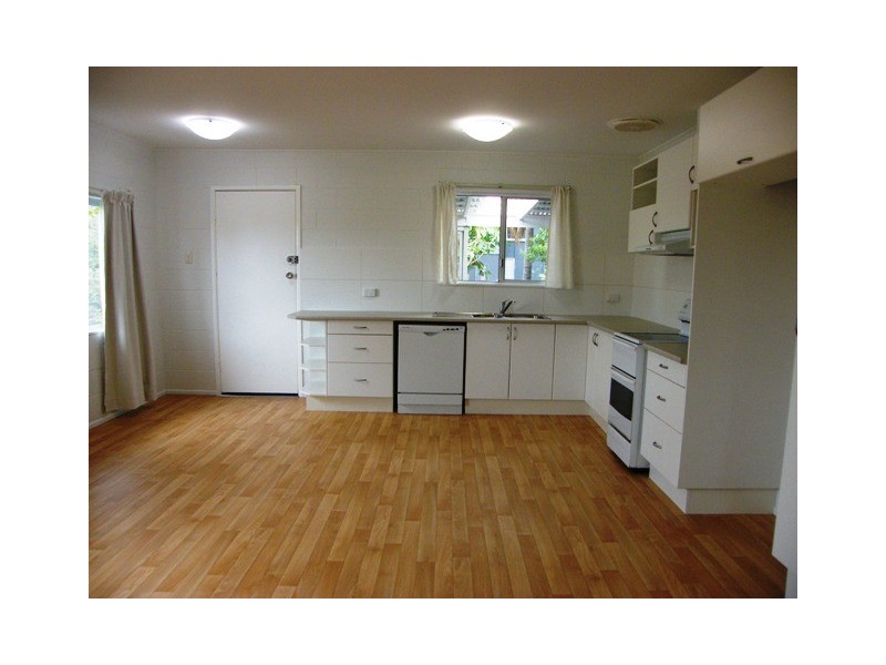 33 Pacific Avenue, Sunshine Beach QLD 4567