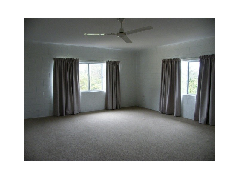 33 Pacific Avenue, Sunshine Beach QLD 4567