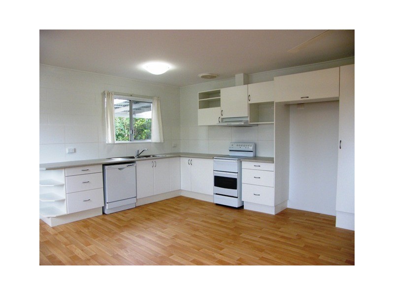 33 Pacific Avenue, Sunshine Beach QLD 4567