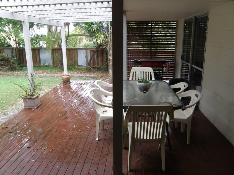 26 Dayspring Street, Sunrise Beach QLD 4567