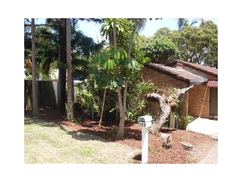 209 Edward Street, Sunshine Beach QLD 4567