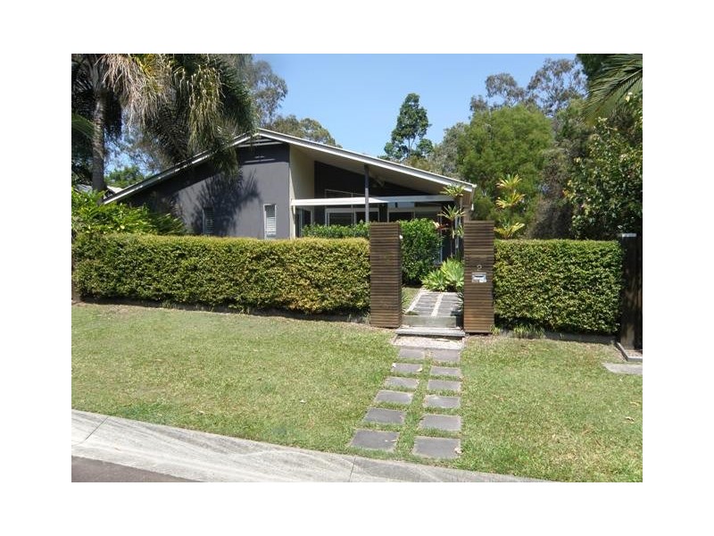 2 Cambridge Court, Tewantin QLD 4565