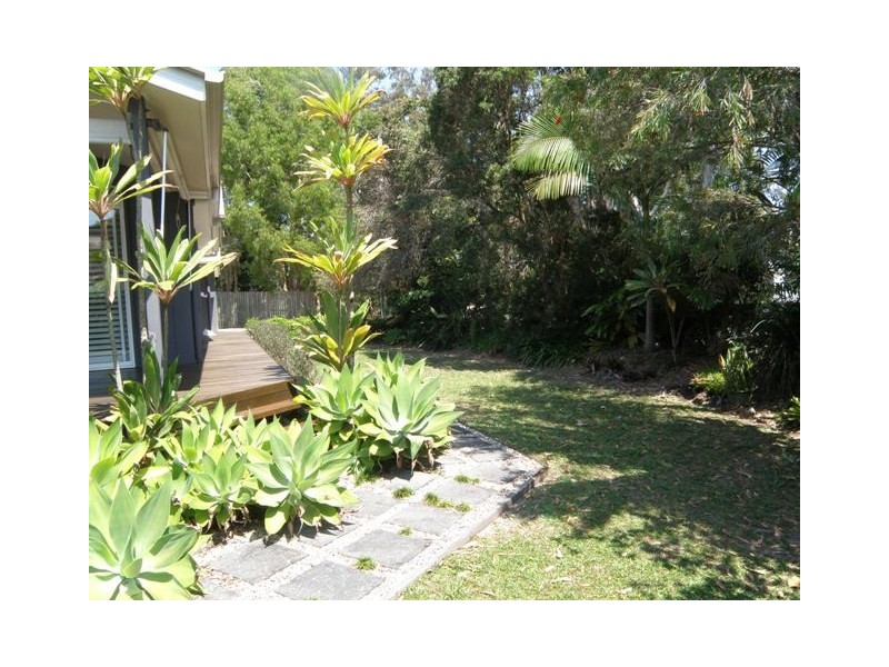2 Cambridge Court, Tewantin QLD 4565