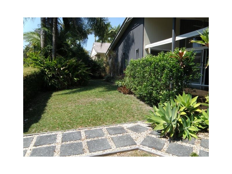 2 Cambridge Court, Tewantin QLD 4565