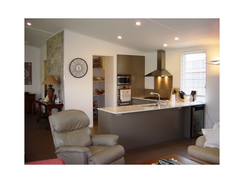 35 Jacksonia Street, Noosaville QLD 4566