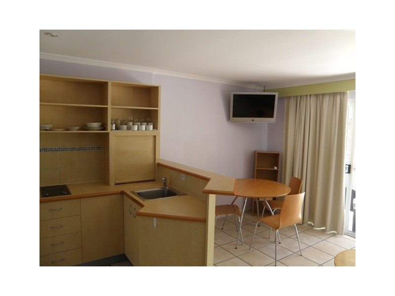 2/119 Noosa Pde, Noosaville QLD 4566