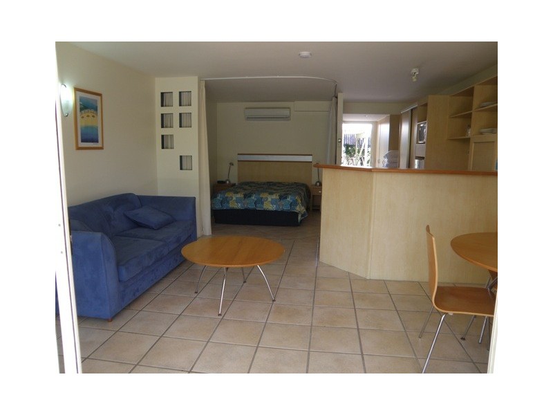 2/119 Noosa Pde, Noosaville QLD 4566