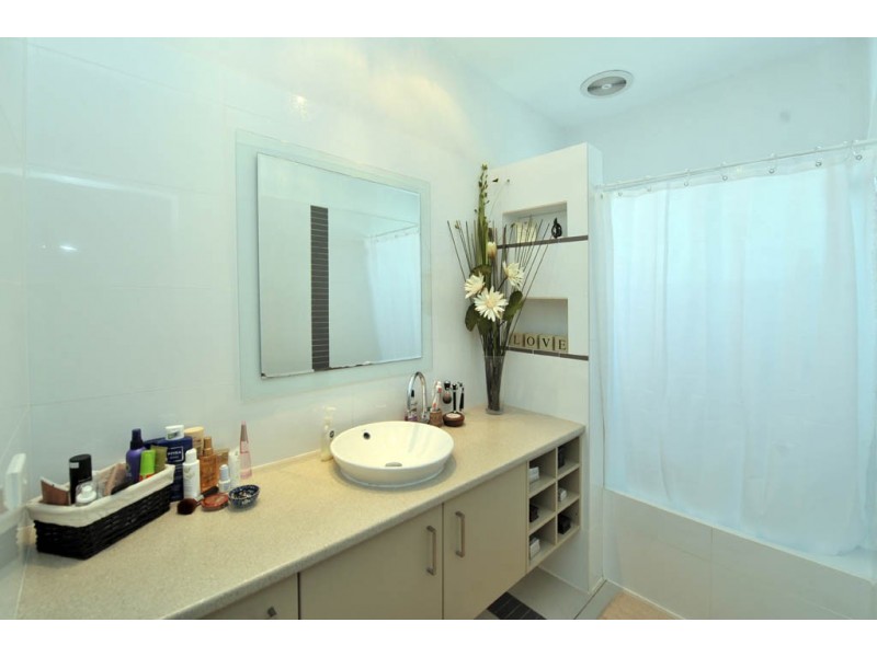 2/6 Woorookool Place, Noosaville QLD 4566