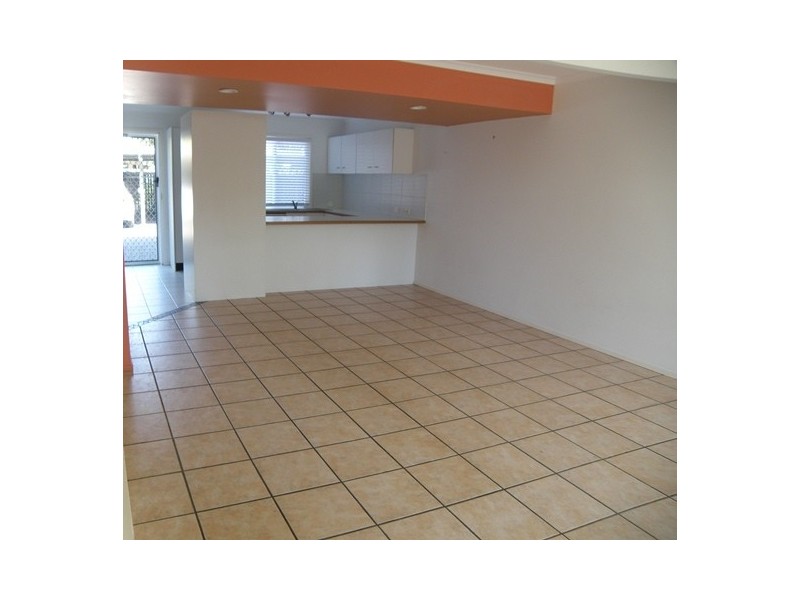 2/14 Barbados Crescent, Noosaville QLD 4566
