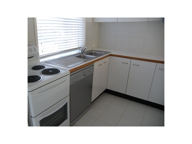 2/14 Barbados Crescent, Noosaville QLD 4566
