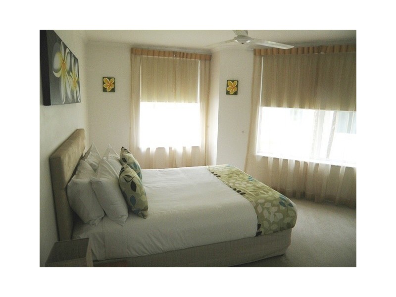 44 The Emerald Hastings Street, Noosa Heads QLD 4567